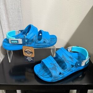 Rugged Shark Boy's Size 4 NWT Blue Trail Sandals